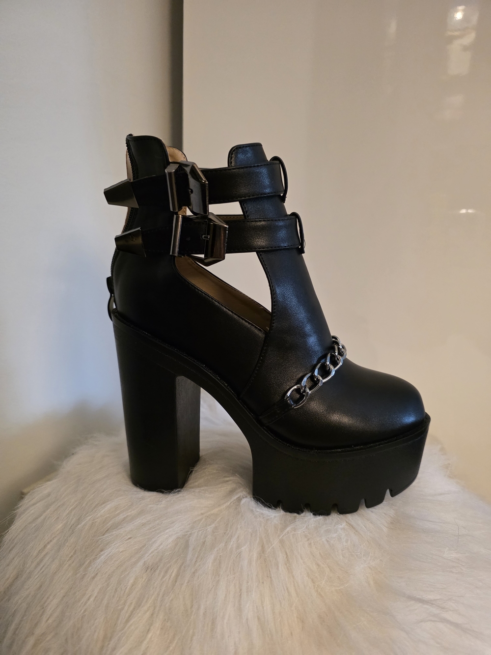 Black Platform Chain-Accent Women's Heeled Ankle Boot